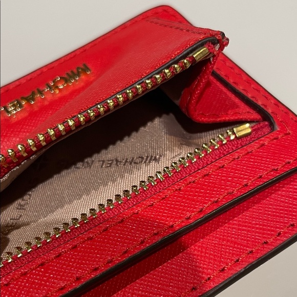 *NEW* Michael Kors JET SET TRAVEL Saffiano Leather Card Holder with Lanyard - Picture 9 of 15